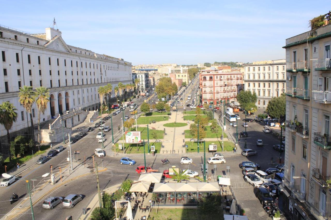 Hotel Ferdinando II Неаполь Экстерьер фото